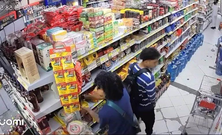 Cámara de seguridad capta intento de hurto en un local comercial de El Carmen de Viboral