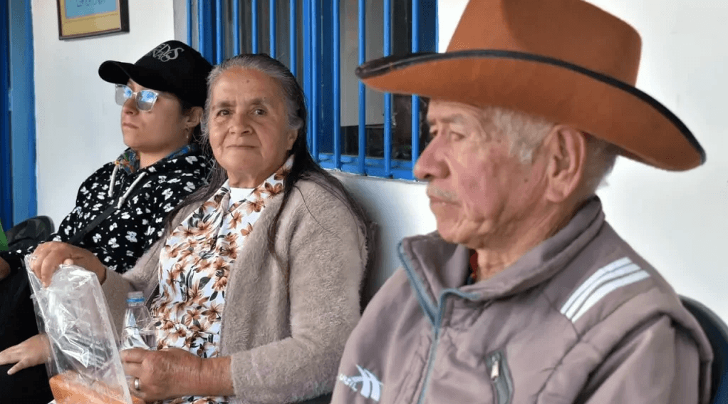 Víctimas: 26 familias reciben pago en El Carmen