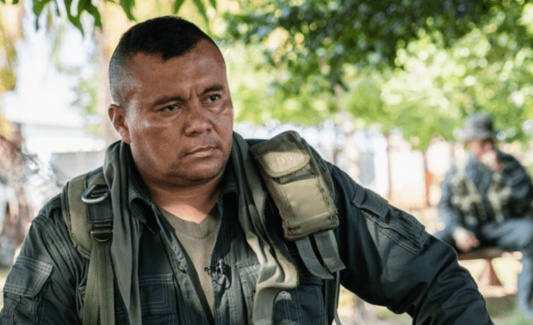 Gobernador de Antioquia Andrés Julián Rendón en rueda de prensa sobre seguridad departamental