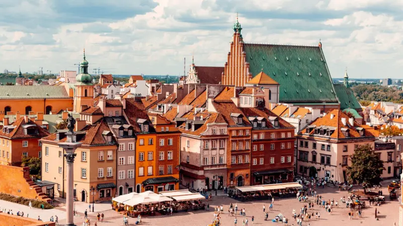 Toulouse, Ciudad Ho Chi Minh, Varsovia, Medellín, Abu Dabi