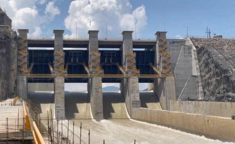 Hidroituango reactiva tercera turbina por aumento del río Cauca